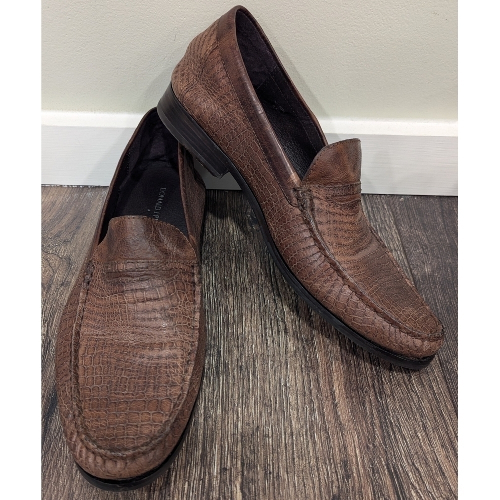 Donald J. Pliner Norin Brown Croc Embossed Leather Loafers Size 8.5